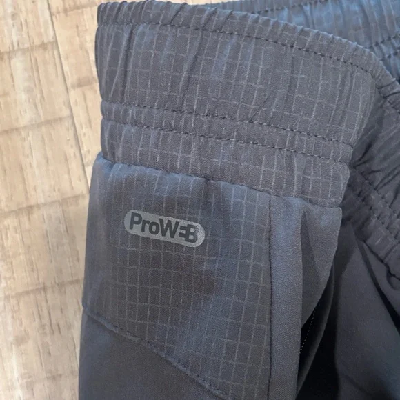 Spyder Black Men's Athletic Sports Shorts - Picture 3 of 7